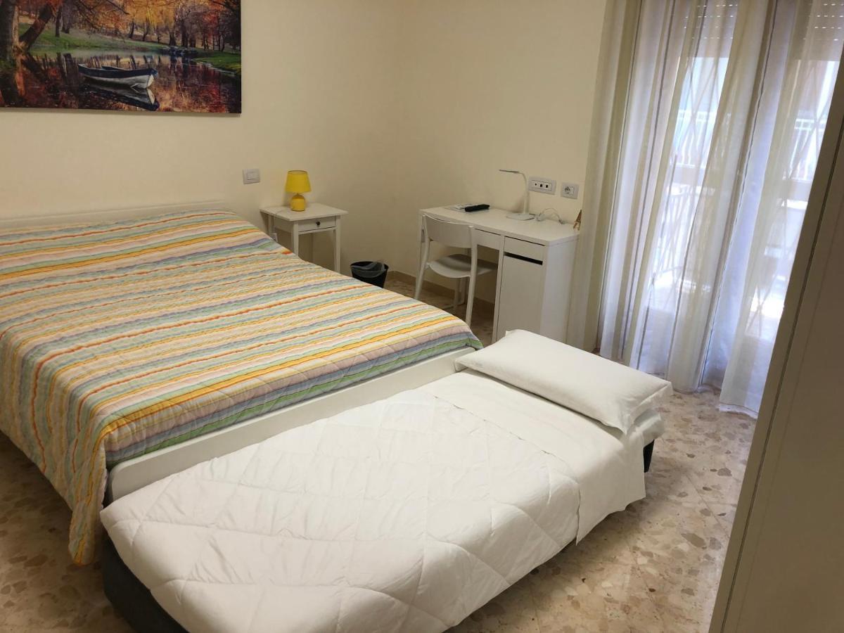 B&B Il Bacio Modugno Bagian luar foto