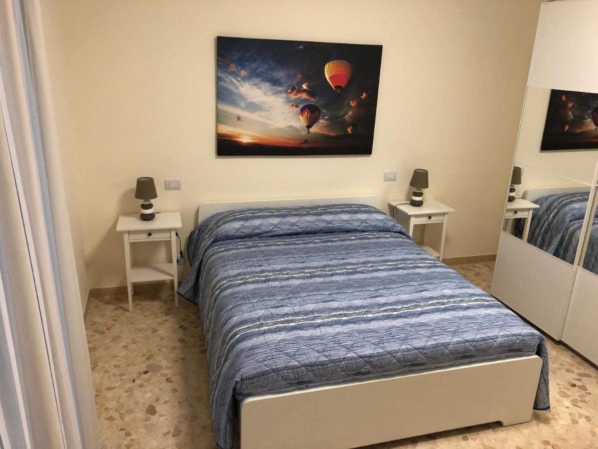 B&B Il Bacio Modugno Bagian luar foto