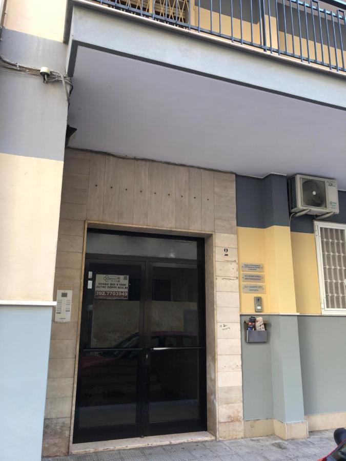B&B Il Bacio Modugno Bagian luar foto