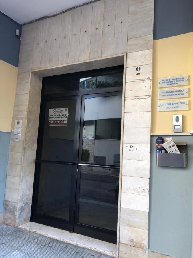 B&B Il Bacio Modugno Bagian luar foto